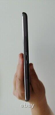 Apple iPad mini 2 16GB Wi-Fi, 7.9in Retina Display- Space Gray